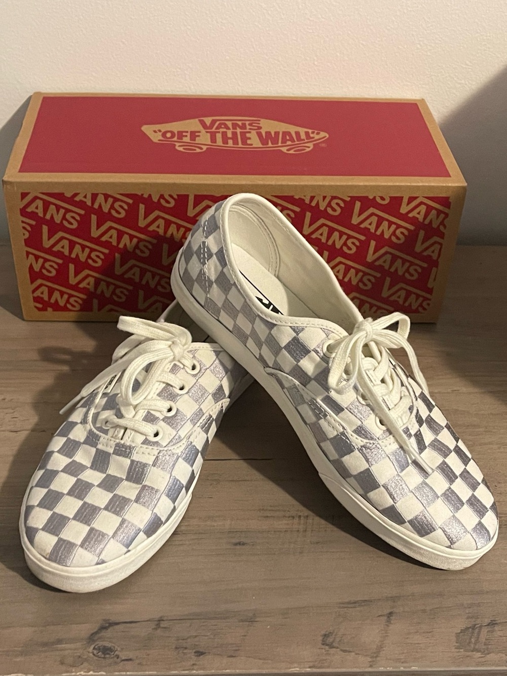Vans Women's Checkerboard Low-Top Sneakers - White/Gray